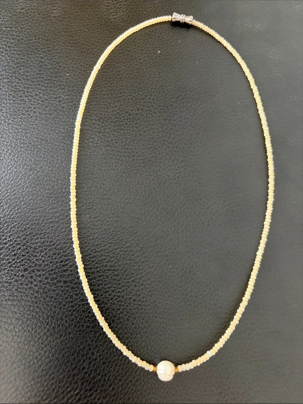 Delicate Cream Beaded Necklace with Pearl Accent